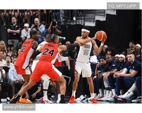 美国男篮在奥运会上击败西班牙队，取得开门红