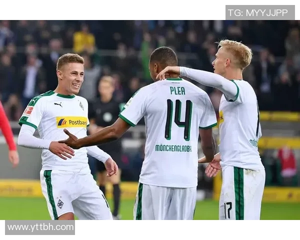 勒沃库森客场逼平法兰克福,争取更高排名! 勒沃库森客场逼平法兰克福,争取更高排名!