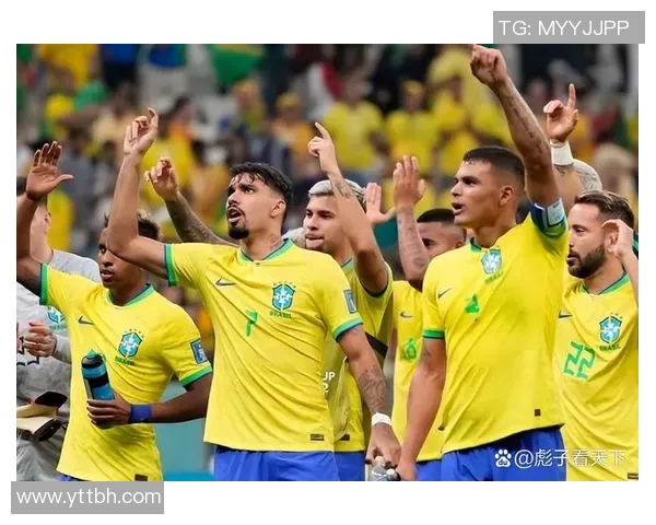 马丁内斯的传奇之路:从青涩球员到世界足球巨星的蜕变与荣耀 马丁内斯的传奇之路:从青涩球员到世界足球巨星的蜕变与荣耀