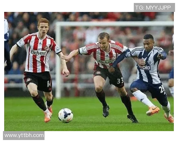 桑德兰主场迎战布里斯托争夺英冠关键三分的激烈对决 桑德兰主场迎战布里斯托争夺英冠关键三分的激烈对决