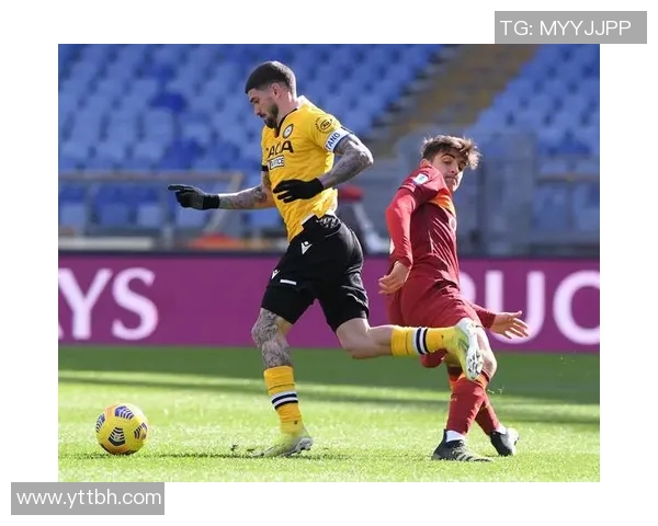 劳托卡与雷瓦的激烈对决揭示足球战术的精彩与魅力