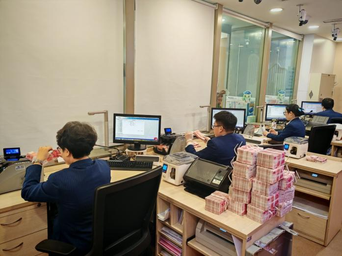 金融添暖意 渤海银行新春服务“不打烊”(图2)