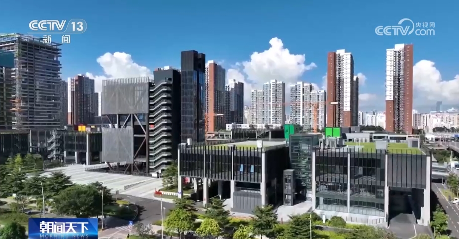 央行行长潘功胜：我国金融体系总体稳健 有序化解重点领域金融风险IM体育APP(图2)